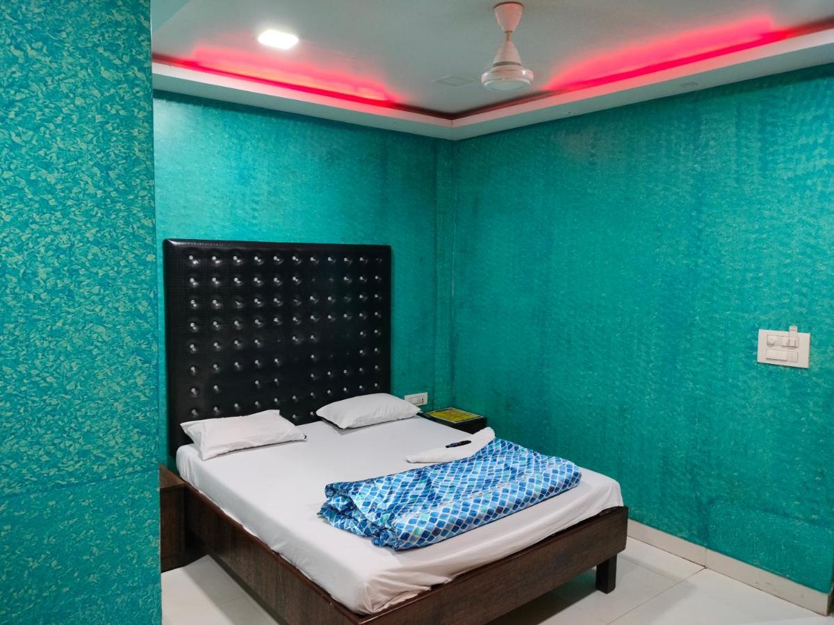 Spring Resort & Lodging Bombay Exterior foto